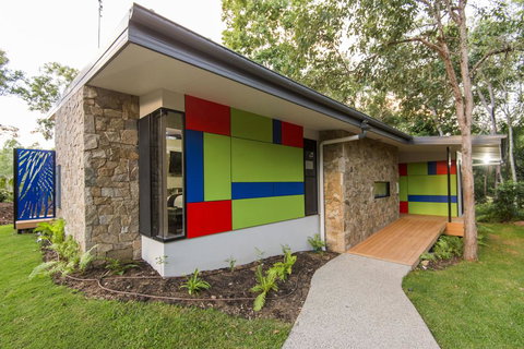 The Feathered Nest - Luxury Wildlife Retreat - Tourism Noosa 1