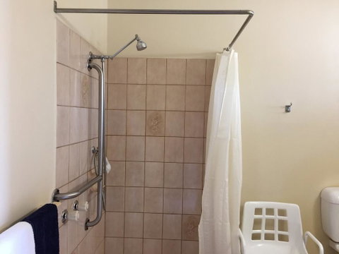 The Finley Palm Motor Inn - Tourism Noosa 2