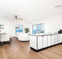 The Great Entertainer - Tourism Noosa