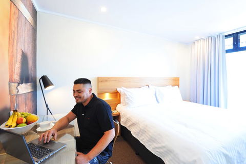 The Griff Motel - Tourism Noosa 2