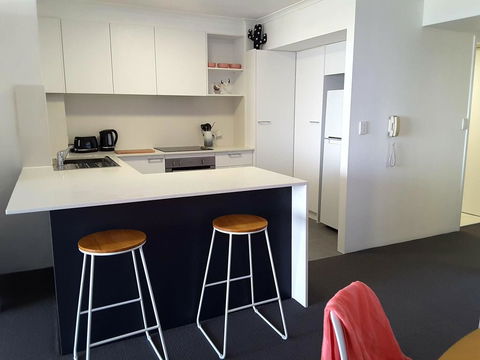 The Hill Apartments Currumbin Beach - Tourism Noosa 1
