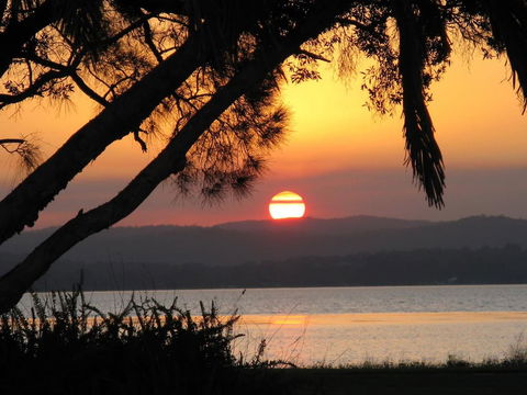 The Jetty Cabin Lakeside - Tourism Noosa 0