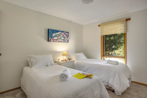 The Leisure House - Tourism Noosa 3