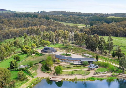 The Loft At Butlers Lane Vineyard - Tourism Noosa 0