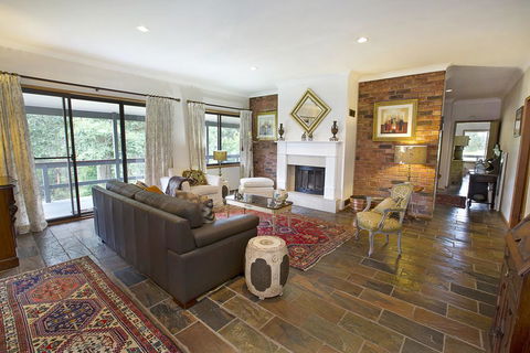 THE MAPLES - Tourism Noosa 1