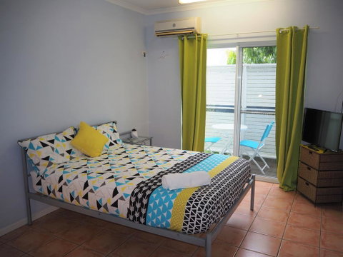 The Martyn Budget Apartment (no A/c) - Tourism Noosa 2