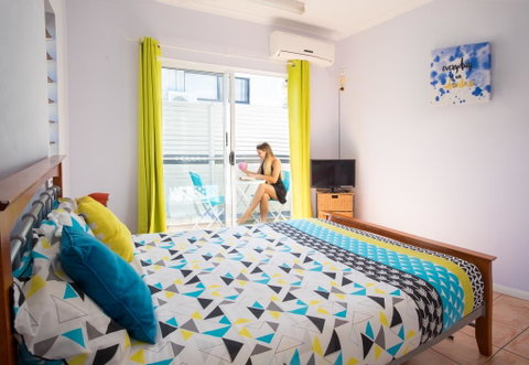 The Martyn Budget Apartment (no A/c) - Tourism Noosa 0