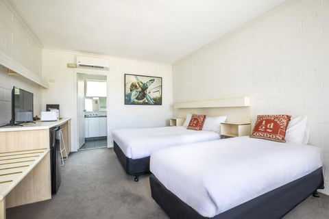 The Mulgrave Motel - Under New Management - Formerly Mulgrave Court Motor Inn - Tourism Noosa 3