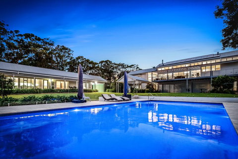 The Pavilion, Killcare - Tourism Noosa 3