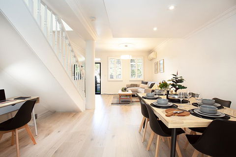 THE RENWICK - Hosted By: L'Abode Accommodation - Tourism Noosa 0