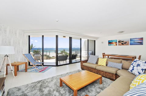 THE ROCKS RESORT, UNIT 3C - Tourism Noosa 0
