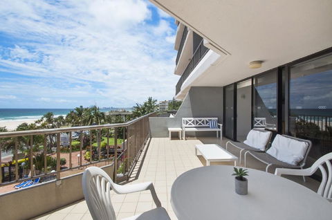 THE ROCKS RESORT, UNIT 3C - Tourism Noosa 1
