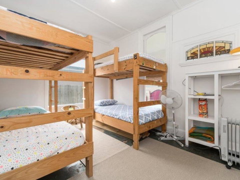 The Rosebud Beach Shack - Tourism Noosa 1