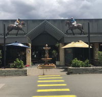 The Sportsman's Hotel - Tourism Noosa