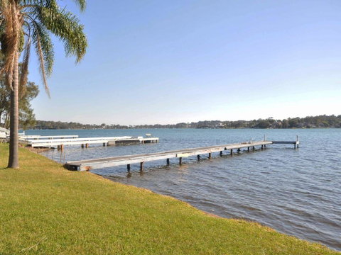 The Studio On The Lake @ Fishing Point, Lake Macquarie - Honestly Put The Line In And Catch Fish - Tourism Noosa 0