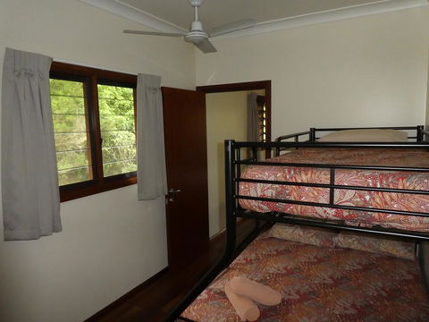 The Summit Bed & Breakfast - Tourism Noosa 1