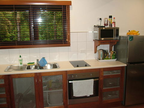 The Summit Bed & Breakfast - Tourism Noosa 3