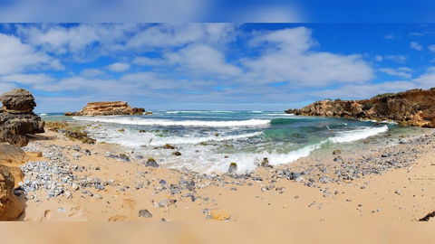 The Victoria Hotel - Tourism Noosa 2