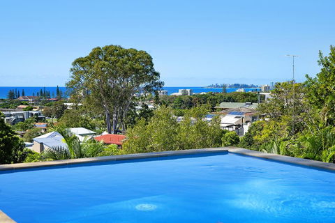 THE VIEW, TUGUN - 4 Bedrooms - Sea Views - Private Heated Pool - Tourism Noosa 0