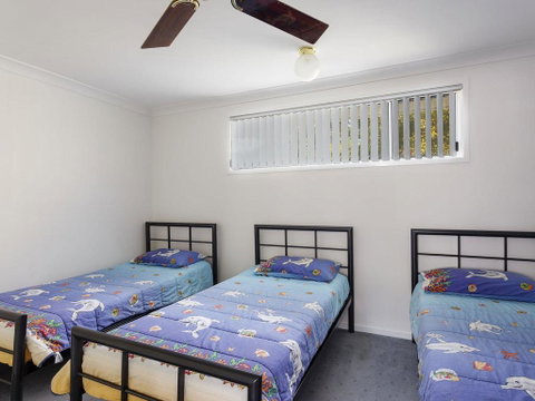 Three Bedroom Townhouse - Tourism Noosa 1