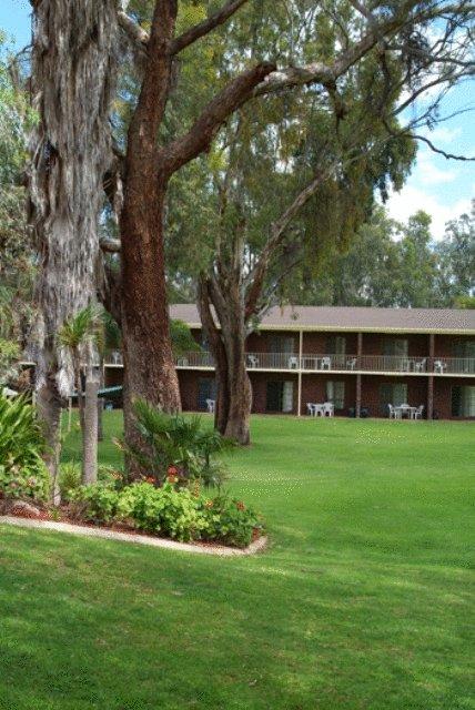 Tocumwal Golf Resort - Tourism Noosa 3