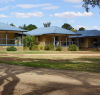 Tooleybuc River Retreat Villas - Tourism Noosa