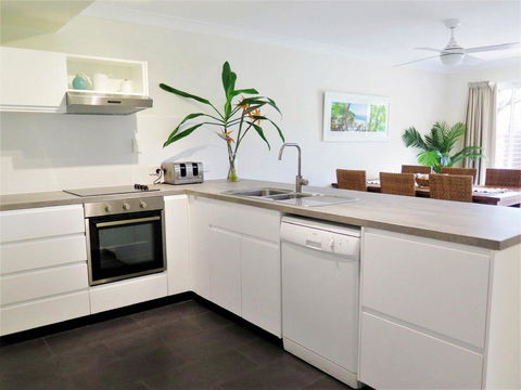 Tradewinds 3 - Tourism Noosa 1