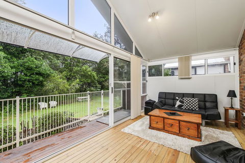 TRANQUIL AT HIBBARD - Tourism Noosa 1