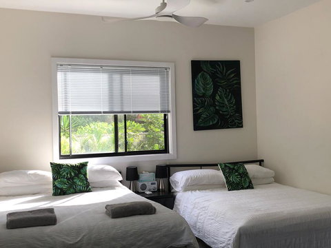 Tranquil Spa Retreat - Tourism Noosa 0