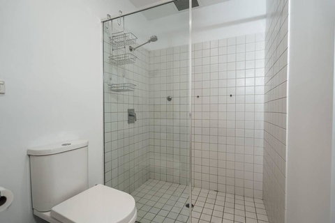 Tropicana On Bent - WiFi - Nespresso Heart Of East End - Tourism Noosa 2