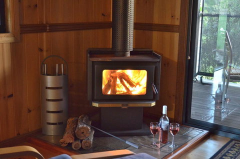 Tuckeroo Cottages & Gardens - Tourism Noosa 2