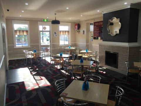 Tumut Star Hotel - Tourism Noosa 2