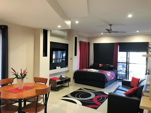 Ultra Modern Private Studio Room - Tourism Noosa 0