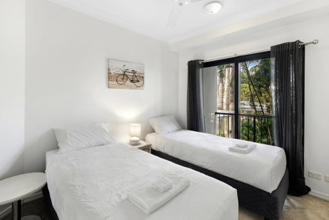 Unrivaled Ocean And City Views From Resort Style 3bed With Garden - Tourism Noosa 1