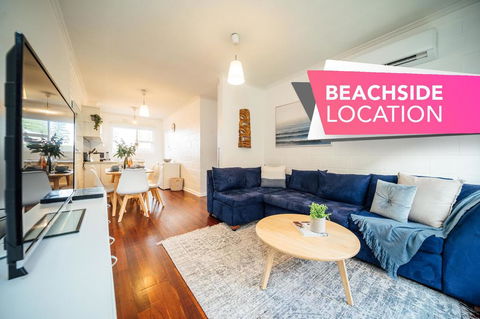 Urban Beach Shack-Metres From The Beach & Cafes - Tourism Noosa 0