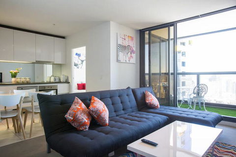 UWS Madison Melbourne CBD Apartment - Tourism Noosa 1