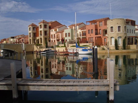Venice At The Beach - Tourism Noosa 0