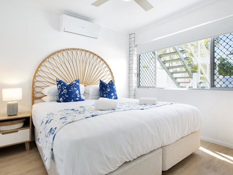 Ventura Beach Motel 3 Bedroom Poolside - Tourism Noosa 2