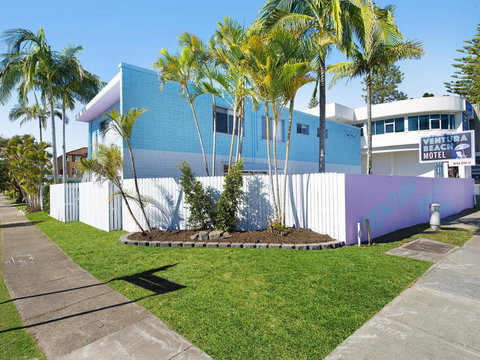 Ventura Beach Motel - 1 Bedroom - Tourism Noosa 1