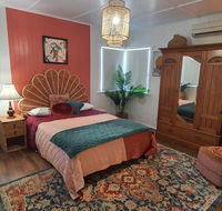 Victoria House - Tourism Noosa