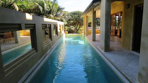 Victoria's At Wategos - Tourism Noosa 3