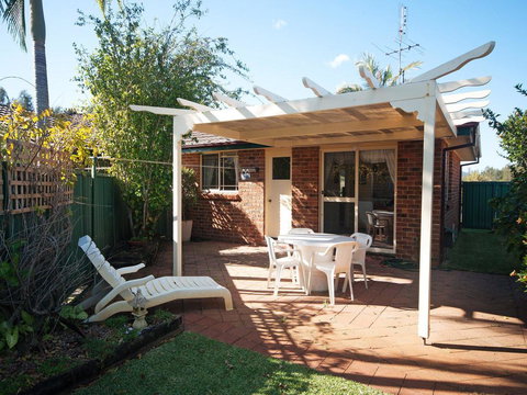 Views To Yaccaba Headland - Tourism Noosa 3