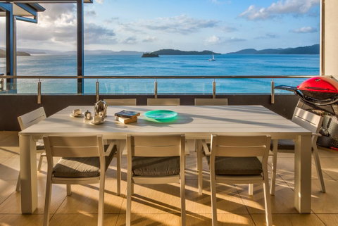 Villa 16 The Edge On Hamilton Island - Tourism Noosa 3