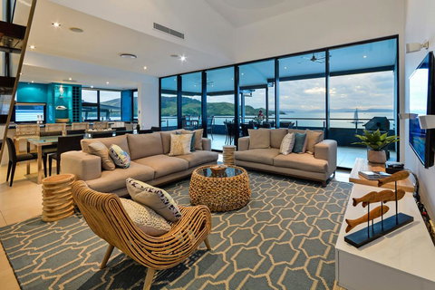 Villa 12 The Edge On Hamilton Island - Tourism Noosa 1