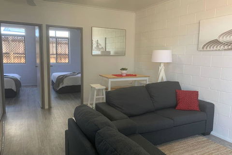 Walk To Lamberts Beach With Wi-fi And Netflix - Tourism Noosa 2