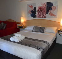 Warwick Vines Motel - Tourism Noosa