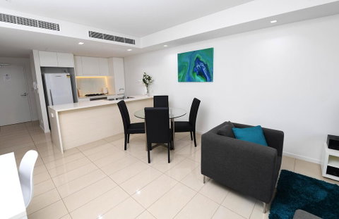 WATERFRONT DARWIN TROPICAL GEM - Tourism Noosa 2