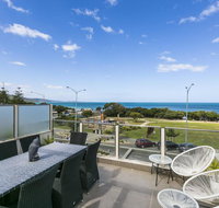 WATERFRONT THREE- In the heart of Lorne - Tourism Noosa