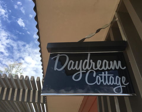 Daydream Cottage - Tourism Noosa 13