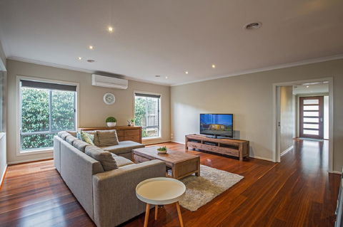 Nautical Rise Torquay - Tourism Noosa 0